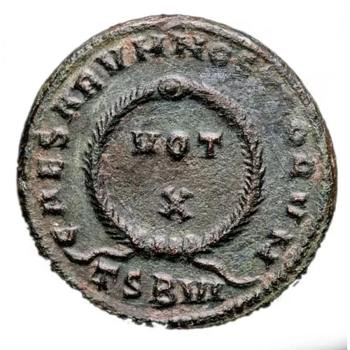 Reverso: Corona de Laurel o Roble con Votos Imperiales o SC (VOT X MVLT XX / CAESARVM NOSTRORVM / SC)